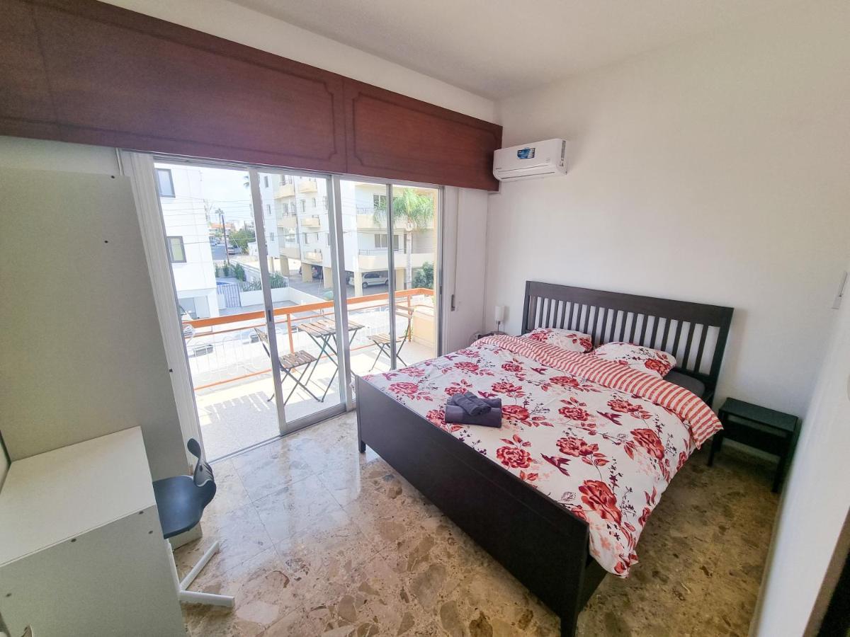 לרנקה Luxury City Rooms מראה חיצוני תמונה