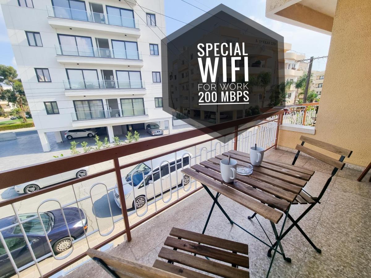 לרנקה Luxury City Rooms מראה חיצוני תמונה